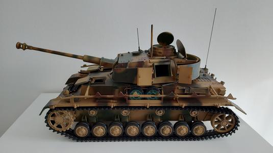 PANZER IV RC 1 - 10 Panzerbefehlswagen IV Ausf J