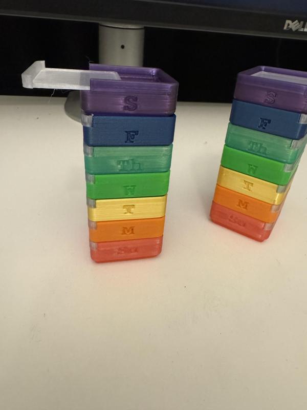 Gridfinity Labelled Weekly Pill Organizers