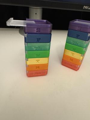 Gridfinity Labelled Weekly Pill Organizers
