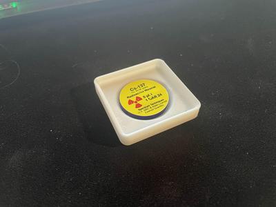Stackable One Inch Radioactive Source Disk Holder for Gridfinity