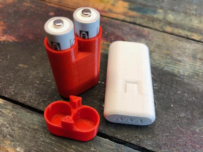2X AA/AAA EDC