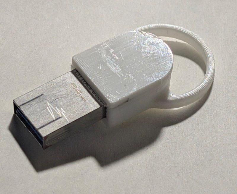Kingston DTMicro 3.1 External Keychain Case
