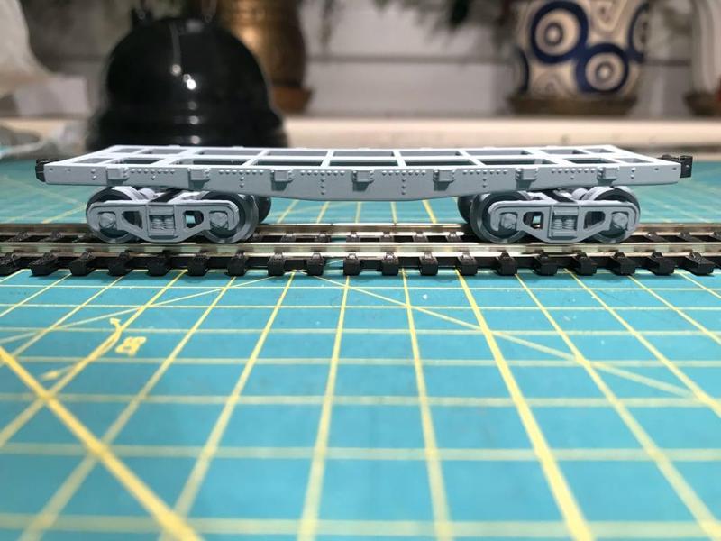 Platform / flatbed wagon in h0 scale with american coupler
