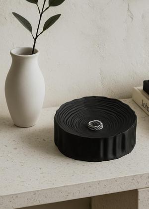 Wood-Inspired Ripple Tray – Matte Decorative Organizer