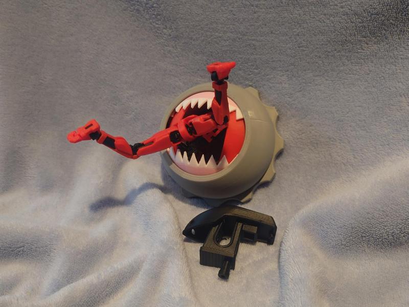 Venus Box Iris Mechanism Gift Box: A Hai Creature