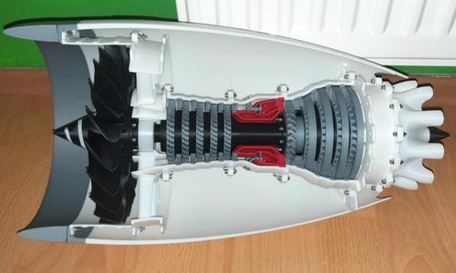 Jet engine nacelle extruded front