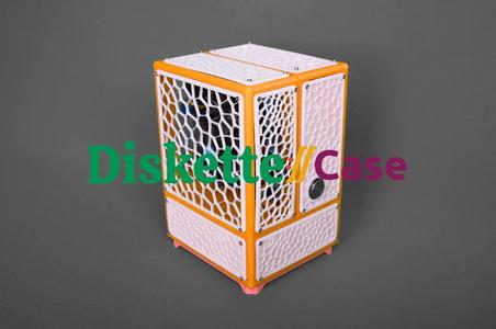 Diskette Case – Modular Open Source NAS Chassis