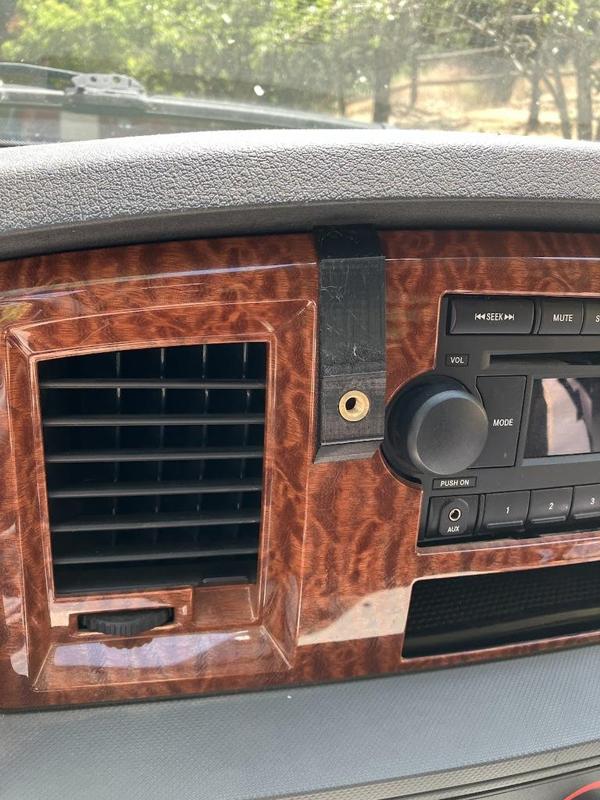 2006-2009 Dodge Ram Phone Mount