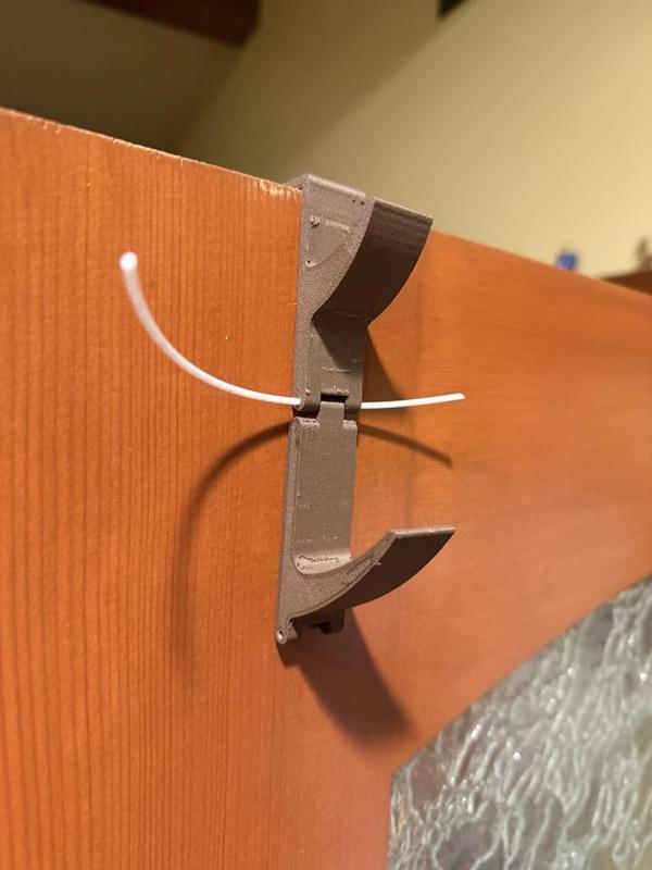 Hat hanger