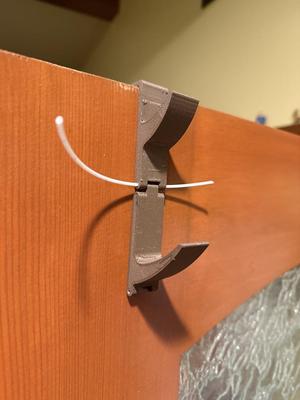 Hat hanger