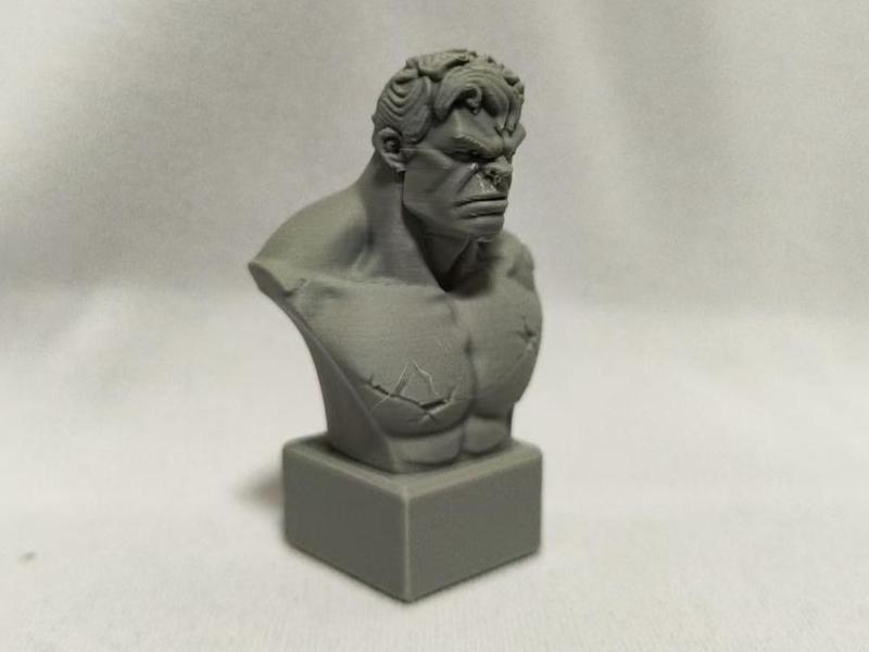 Withered Justice - Hulk Statue