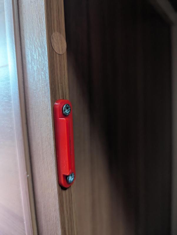 Camper and Caravan Cabinet Lock replacement