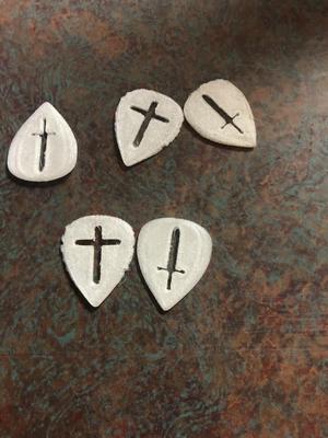 Guitar Pick-Sword 