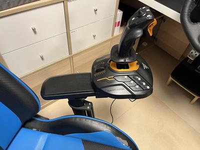 Thrustmaster T16000M V2 holder for DX Racer chair