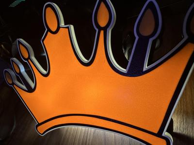 Crown Lightbox