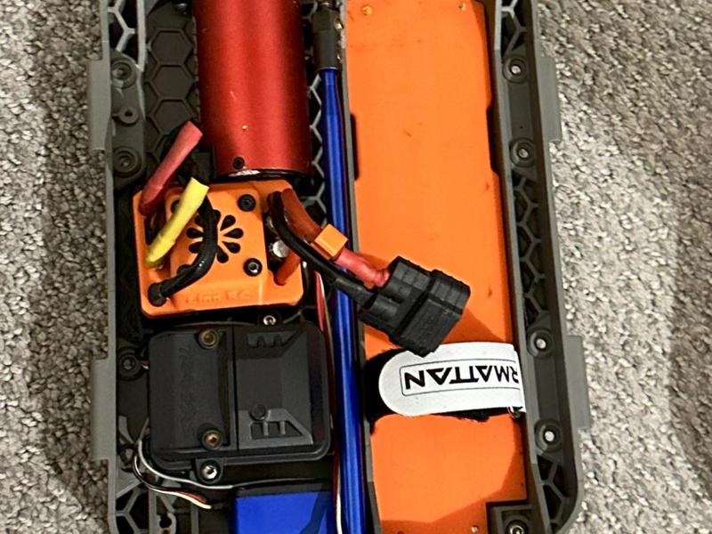 Traxxas Slash 4X4 LCG Battery Tray - Velcro Strap