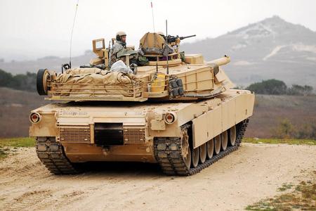 M1A2 Abrams with moving turret and barrel