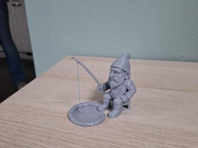 The Patient Pond-Fisher Gnome