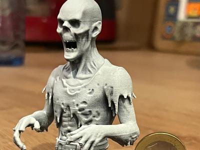 miniature zombie male bust
