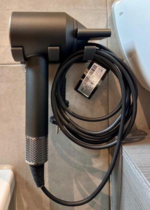 Wall mount for Dyson Supersonic hair dryer