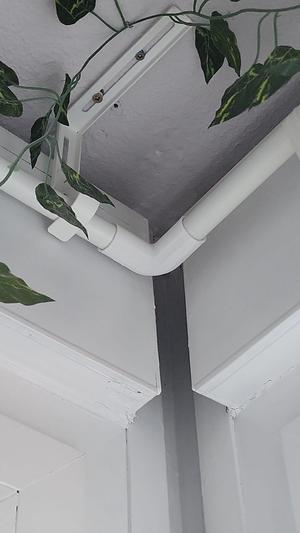 Ángulo para barra de cortinas