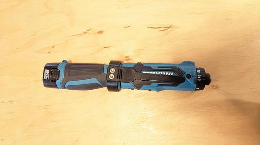 Makita DF012D best handle