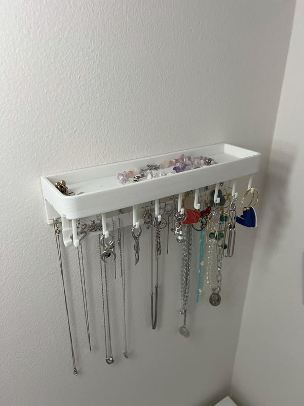 Jewelry wall hanger/organizer
