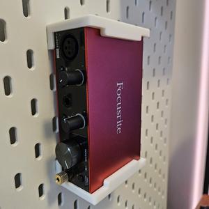 Skadis mount for Focusrite Scarlett Solo Gen 4
