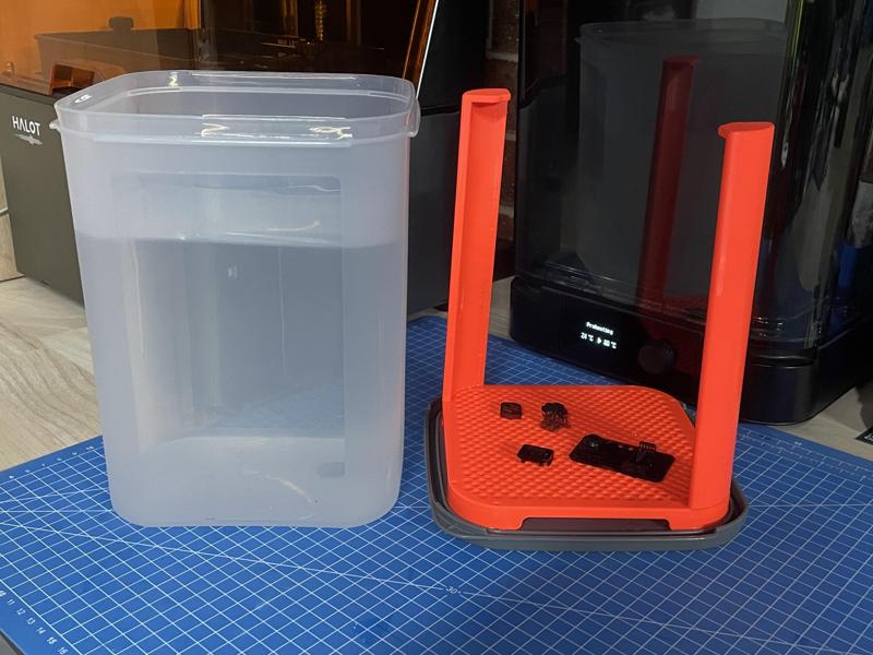 Resin wash basket for 5.5L plastic container