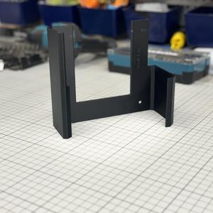 Makita DC18RC charger mount