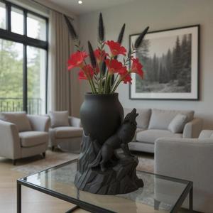 Echo in the Living Room vase wolf 