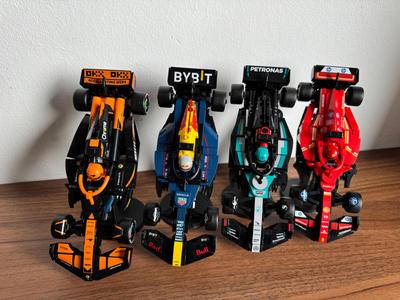 LEG0 Speed Champions F1 Car Display V2