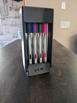 TUL Medium 8 pen travel holder