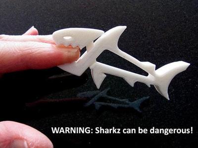 SHARKZ... Fun Multipurpose Clips / Holders / Pegs With Moving Jaws That Bite!