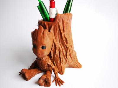 Baby Groot Pen Holder