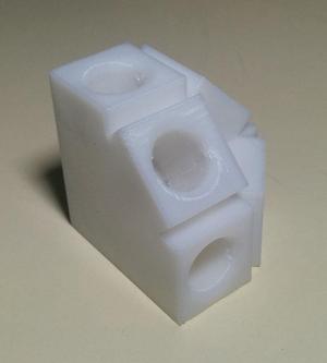 Cross braced corner