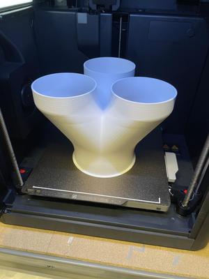 1x 125mm to 3x 100mm air duct adapter