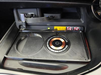 XIAOMI 14 Ultra wirelss car charger