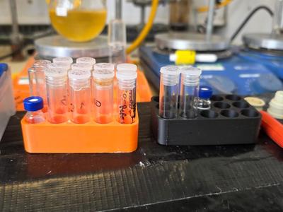 Small Vial Holder - Chemistry