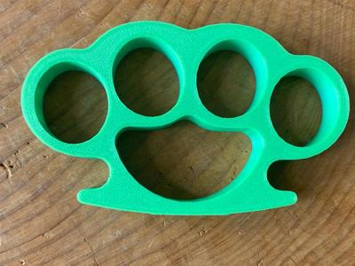 knuckle duster