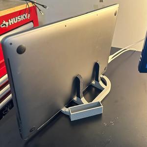 Universal Macbook / Laptop Vertical Stand with SSD holder