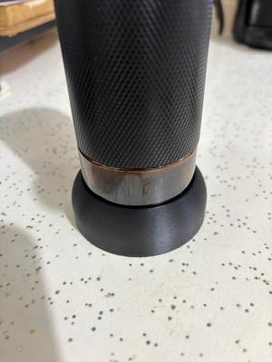 Manual grinder pot protector