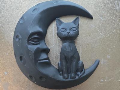 salem's moon