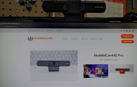 HuddleCamHD Web Cam Pro Privacy Cover.stl