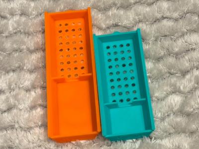 Extended Bee Queen cage 