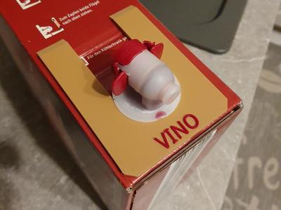 Lidl Wine Box Sign