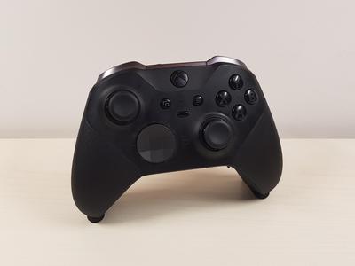 Invisible Xbox Elite Series 2 Holder Minimalist