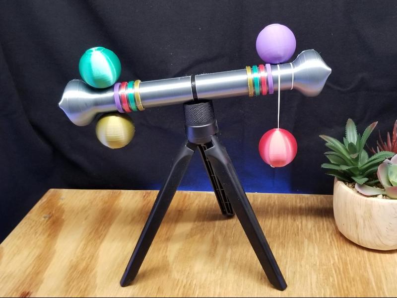 Pom Pom Illusion