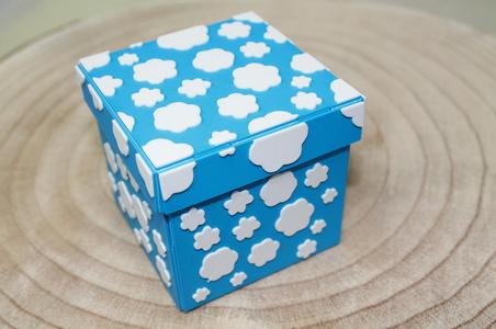 Foldable Cloud Box