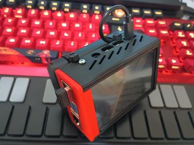 Raspberry Pi 4 case with 3.5" touchscreen
